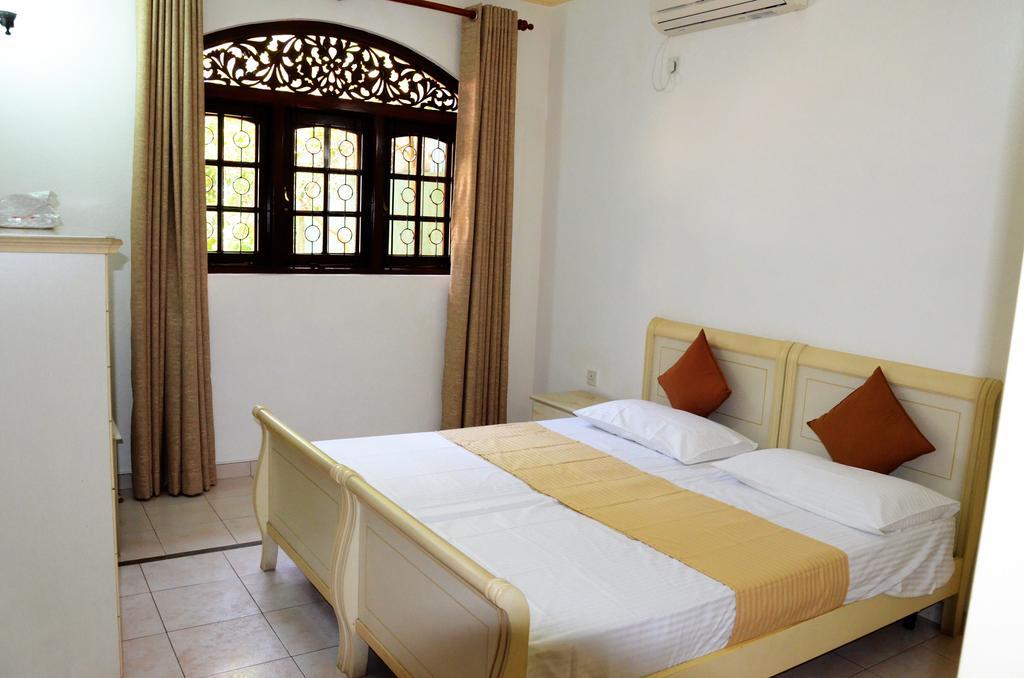 Gondolas Holiday Lanka Ragama 외부 사진